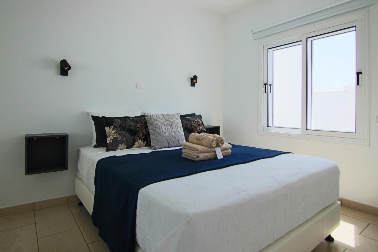 Phaedrus Living: Seaside Luxury Flat Lighthouse 62 Lejlighed Paphos Eksteriør billede