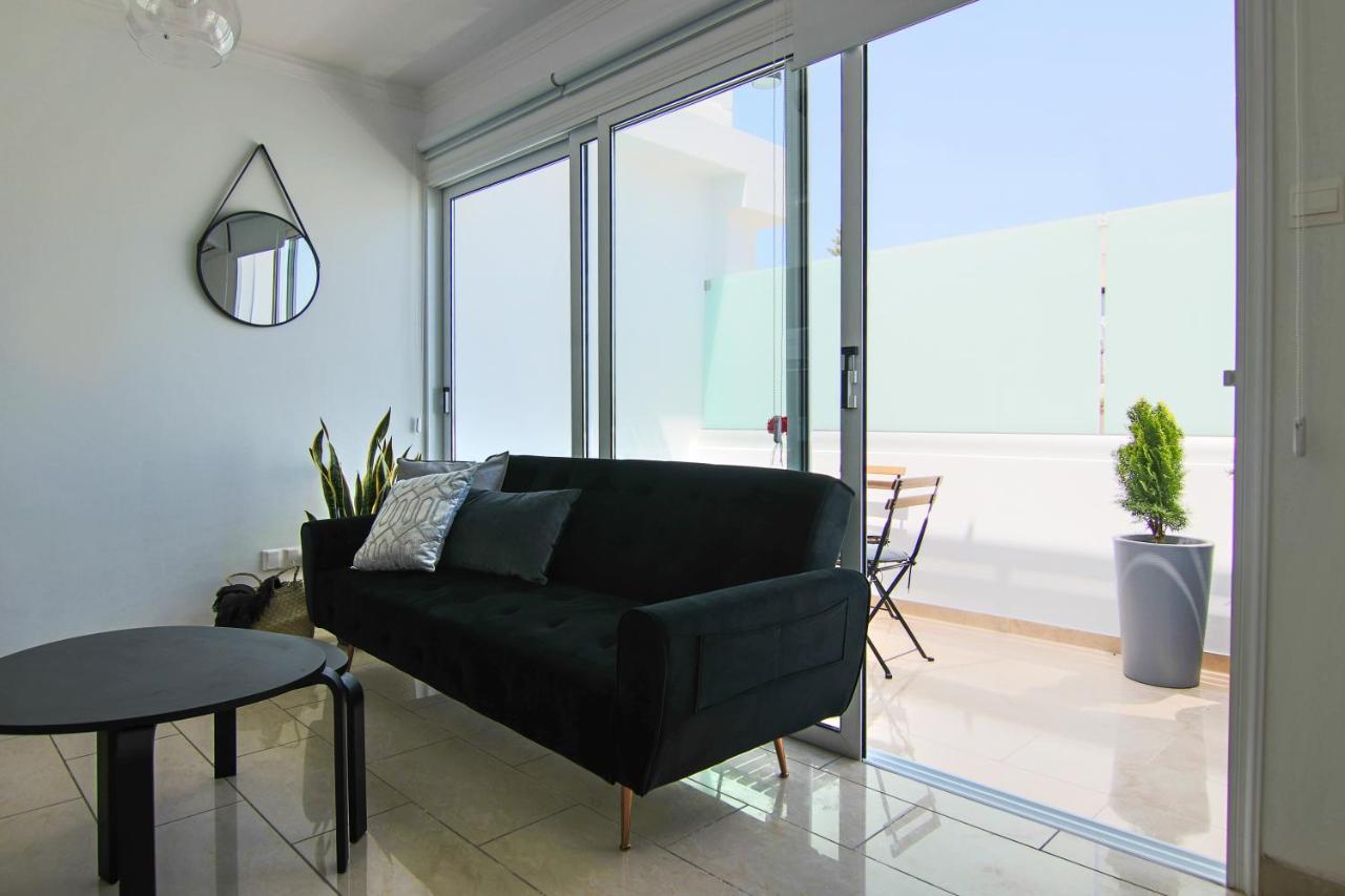 Phaedrus Living: Seaside Luxury Flat Lighthouse 62 Lejlighed Paphos Eksteriør billede